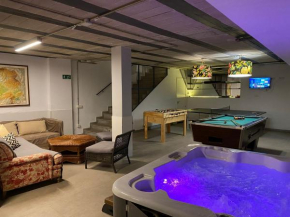 Chvictoria Loft May 13